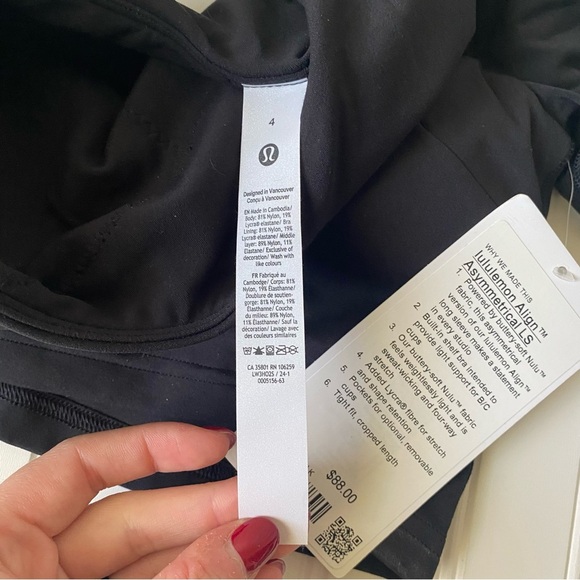 lululemon | Women's Align Asymmetric Long Sleeve Shirt Size 4 NWT Color: Black - Picture 5 of 6
